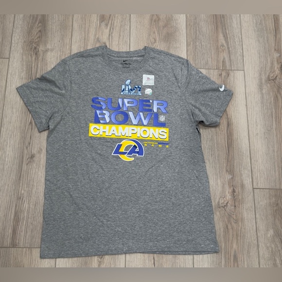 Nike Gray Tee - Picture 1 of 7